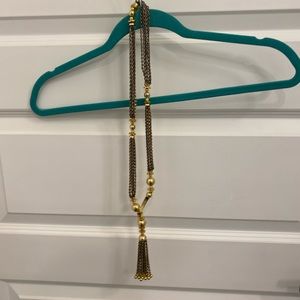 Stella and Dot Tassle hook necklace